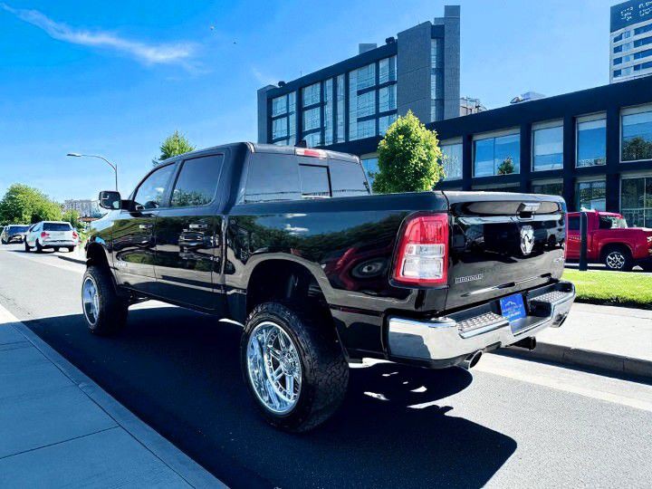 2019 RAM 1500 Image 5
