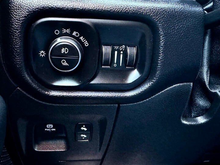 2019 RAM 1500 Image 21