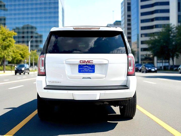 2018 GMC Yukon Image 4