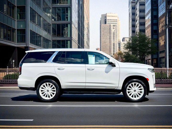 2021 Cadillac Escalade Image 2