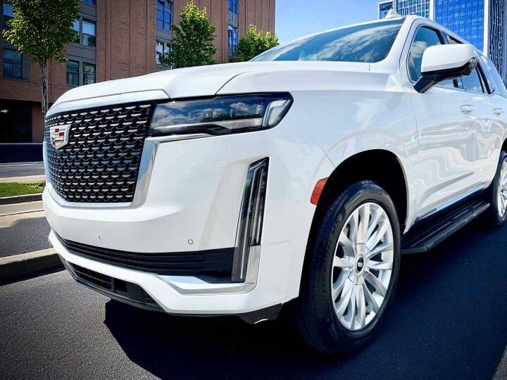 2021 Cadillac Escalade Image 9
