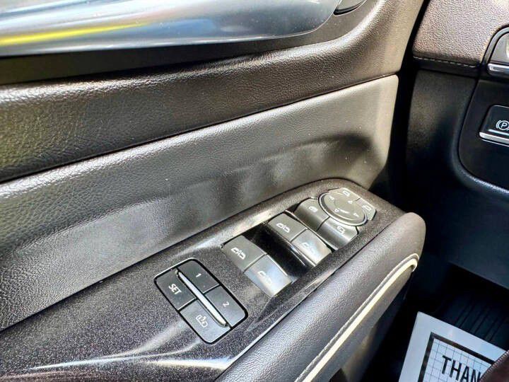 2021 Cadillac Escalade Image 22