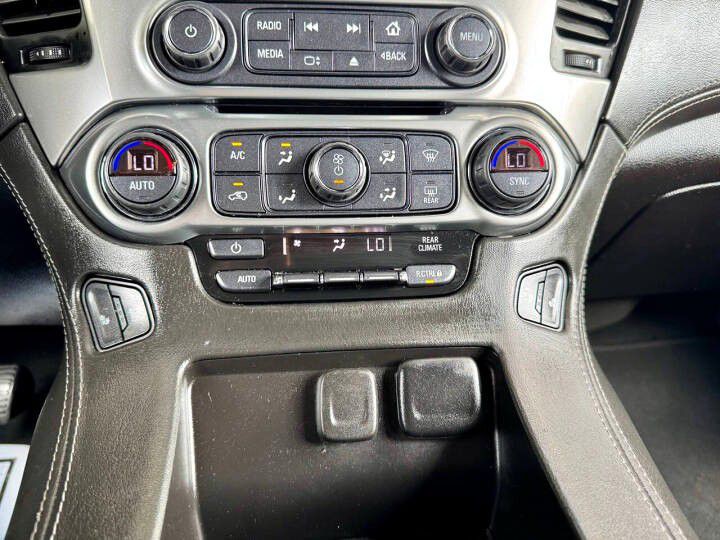 2019 Chevrolet Suburban Image 27