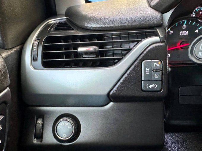 2015 Chevrolet Tahoe Image 22