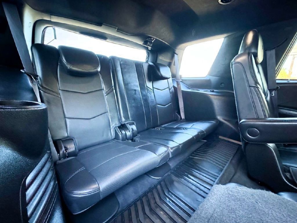 2019 Cadillac Escalade Image 16
