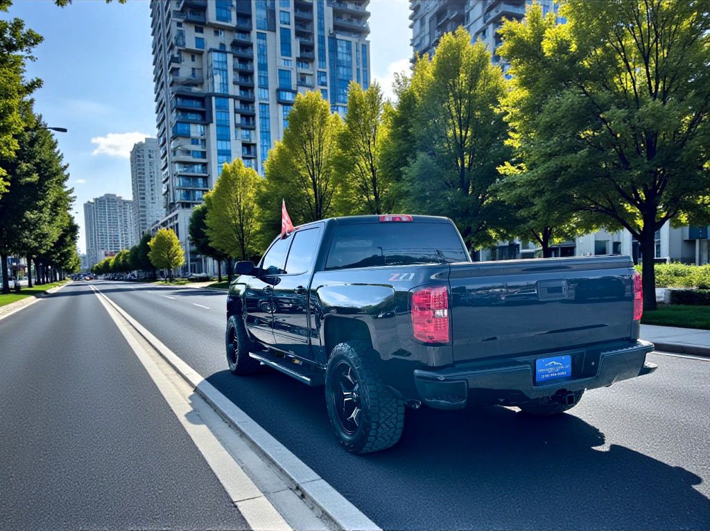2018 Chevrolet Silverado 1500 Image 5