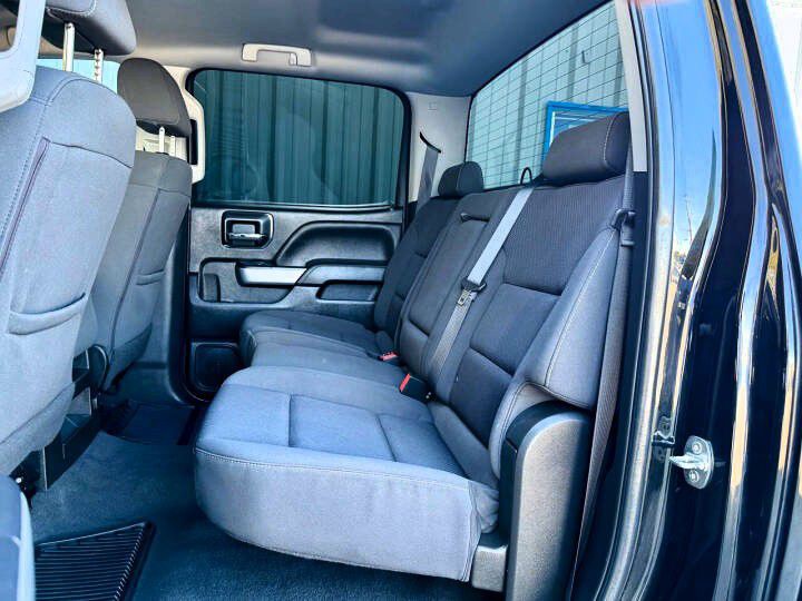 2018 Chevrolet Silverado 1500 Image 12