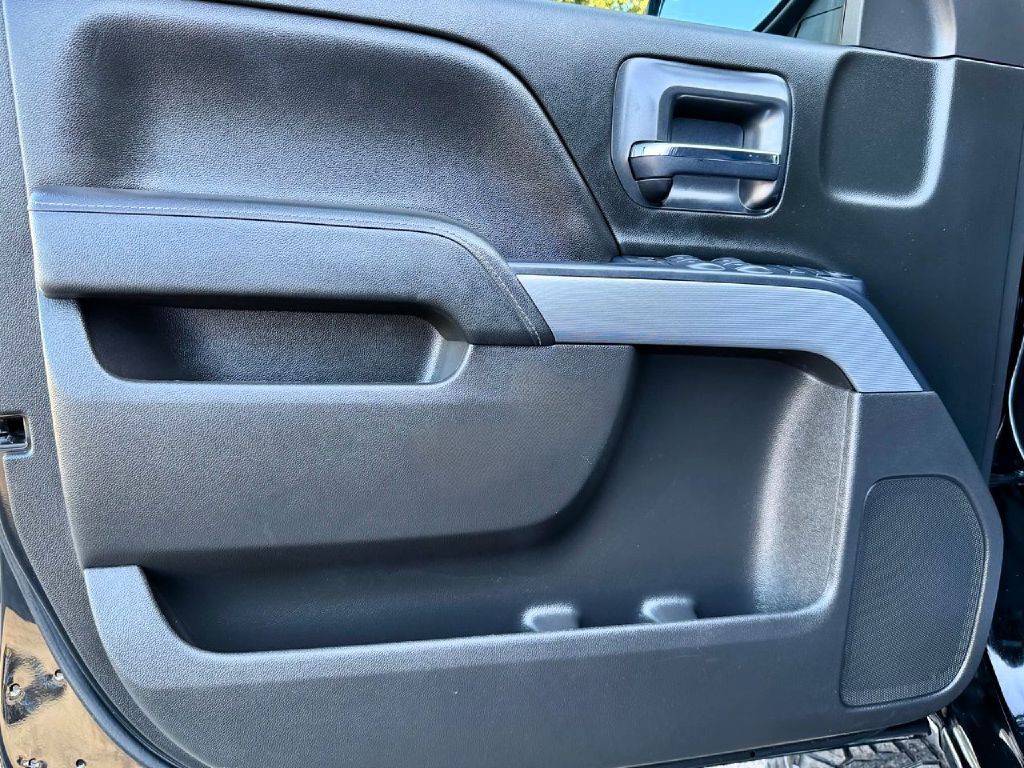 2018 Chevrolet Silverado 1500 Image 13