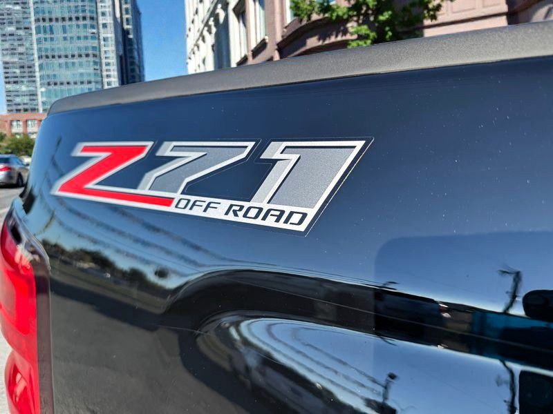 2017 Chevrolet Silverado 1500 Image 9