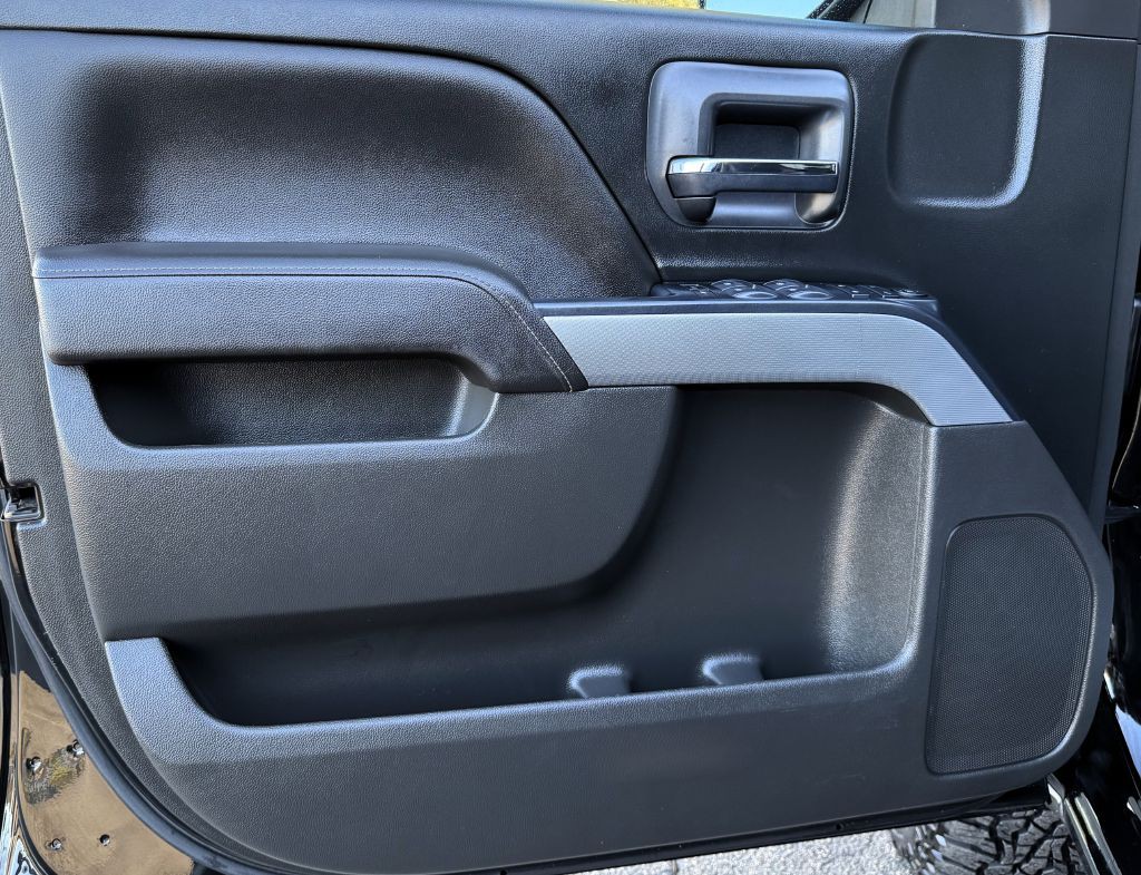 2017 Chevrolet Silverado 1500 Image 12