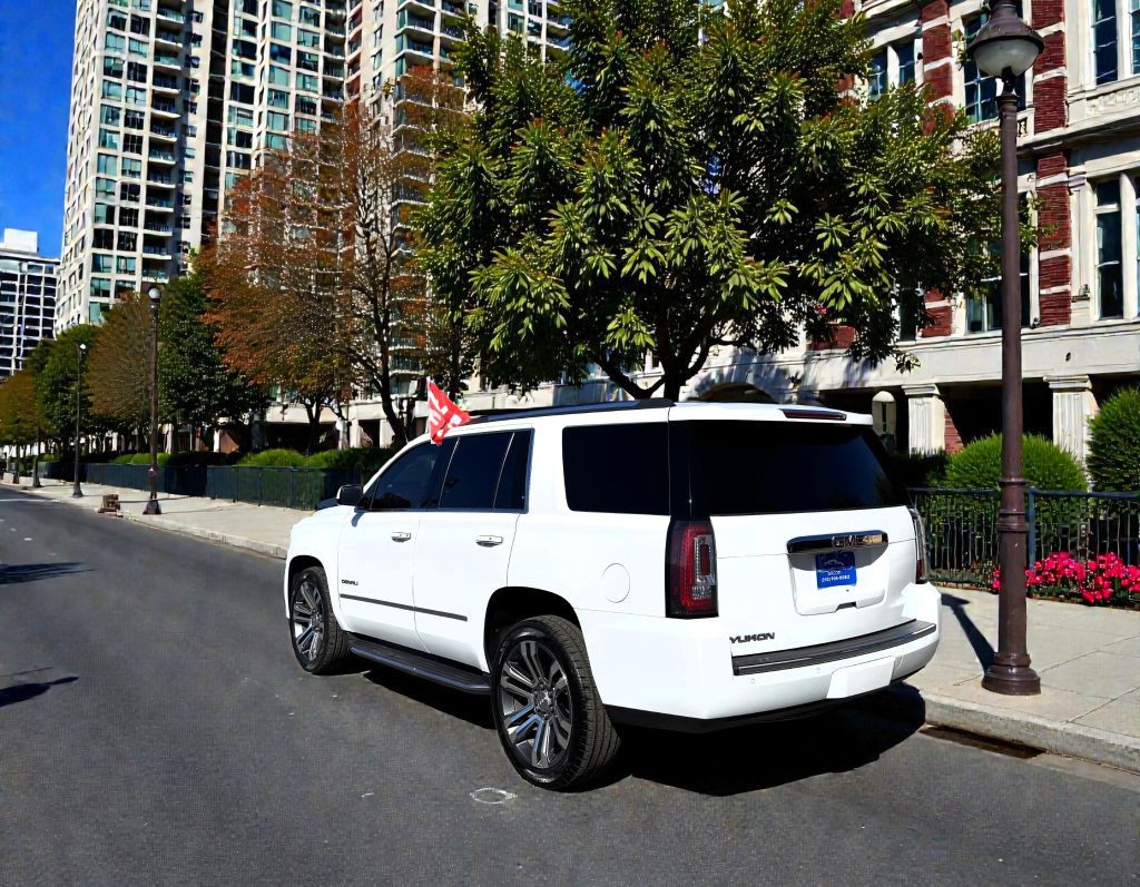 2017 GMC Yukon Image 5