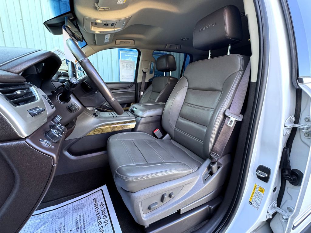 2017 GMC Yukon Image 10