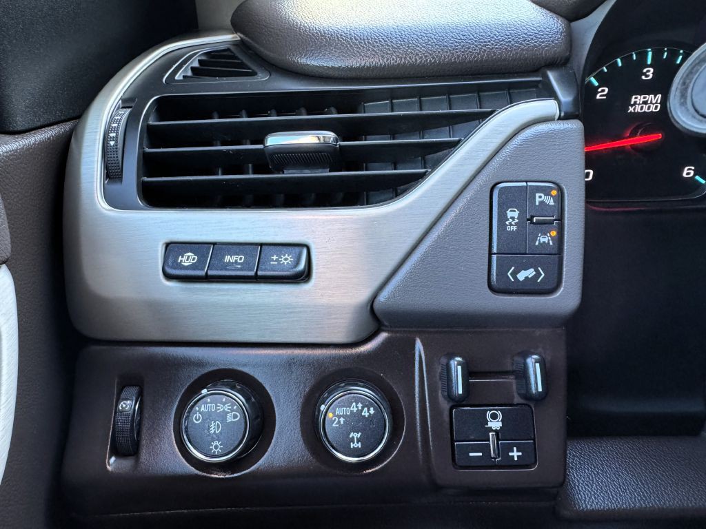 2017 GMC Yukon Image 23