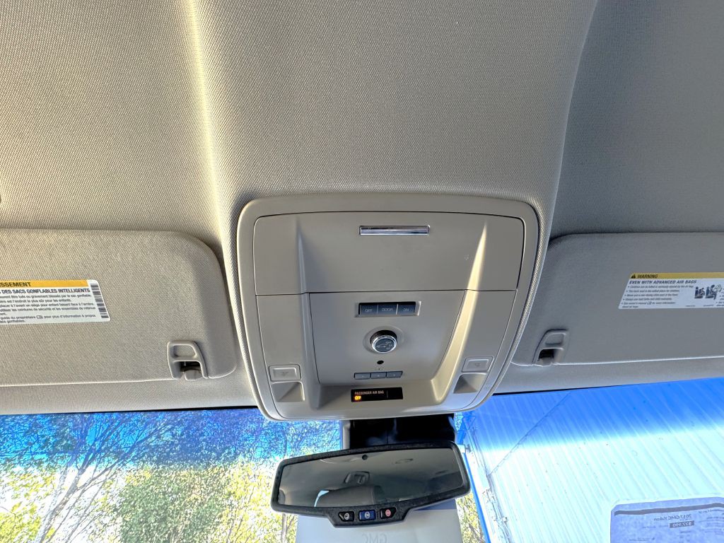 2017 GMC Yukon Image 31