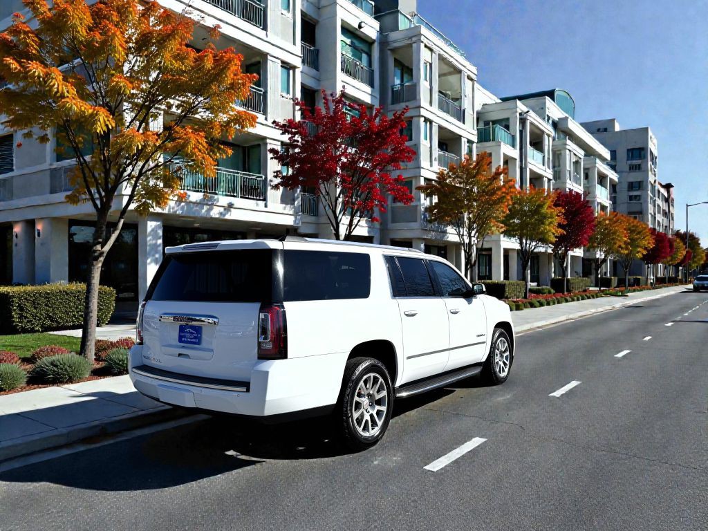 2018 GMC Yukon Image 3