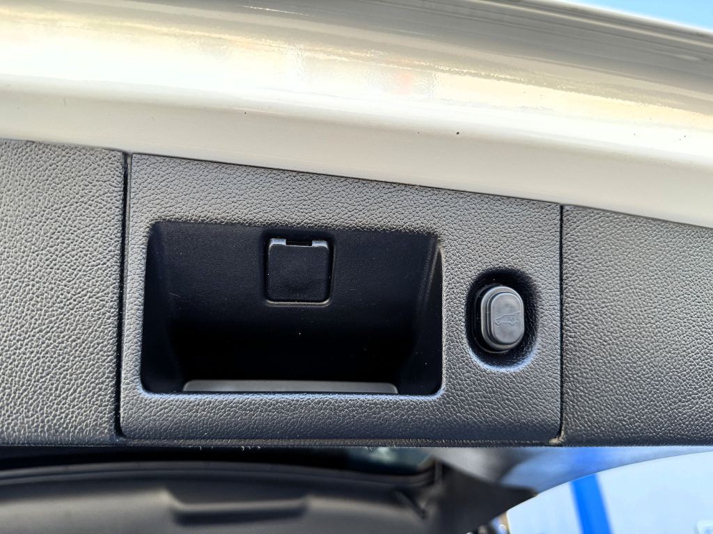 2018 GMC Yukon Image 19