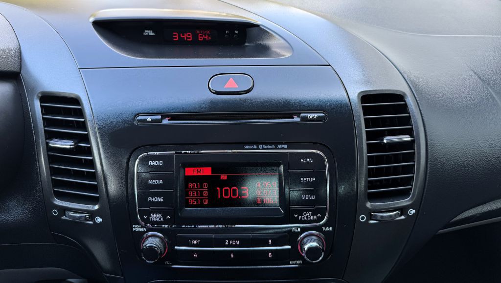 2016 Kia Forte Image 20