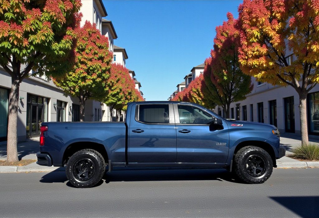 2021 Chevrolet Silverado 1500 Image 2