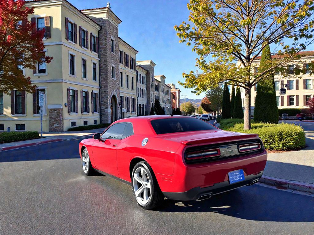 2017 Dodge Challenger Image 4