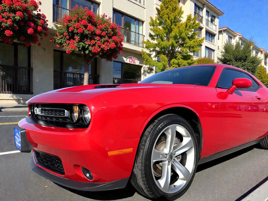 2017 Dodge Challenger Image 8
