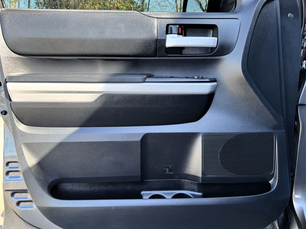 2018 Toyota Tundra Image 12