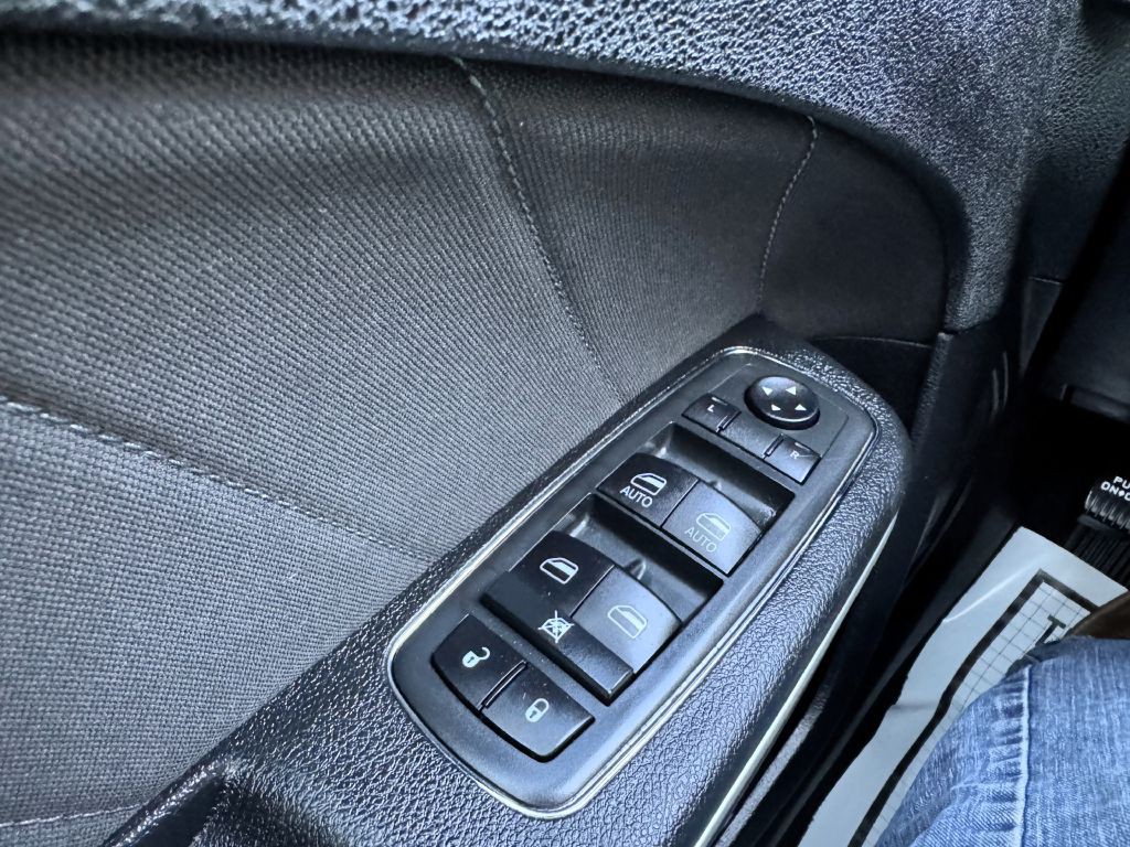 2020 Dodge Charger Image 16