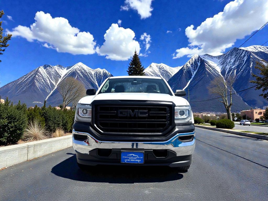 2018 GMC Sierra Image 8