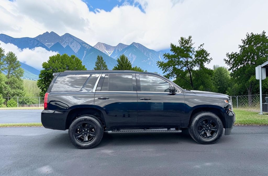 2020 Chevrolet Tahoe Image 2