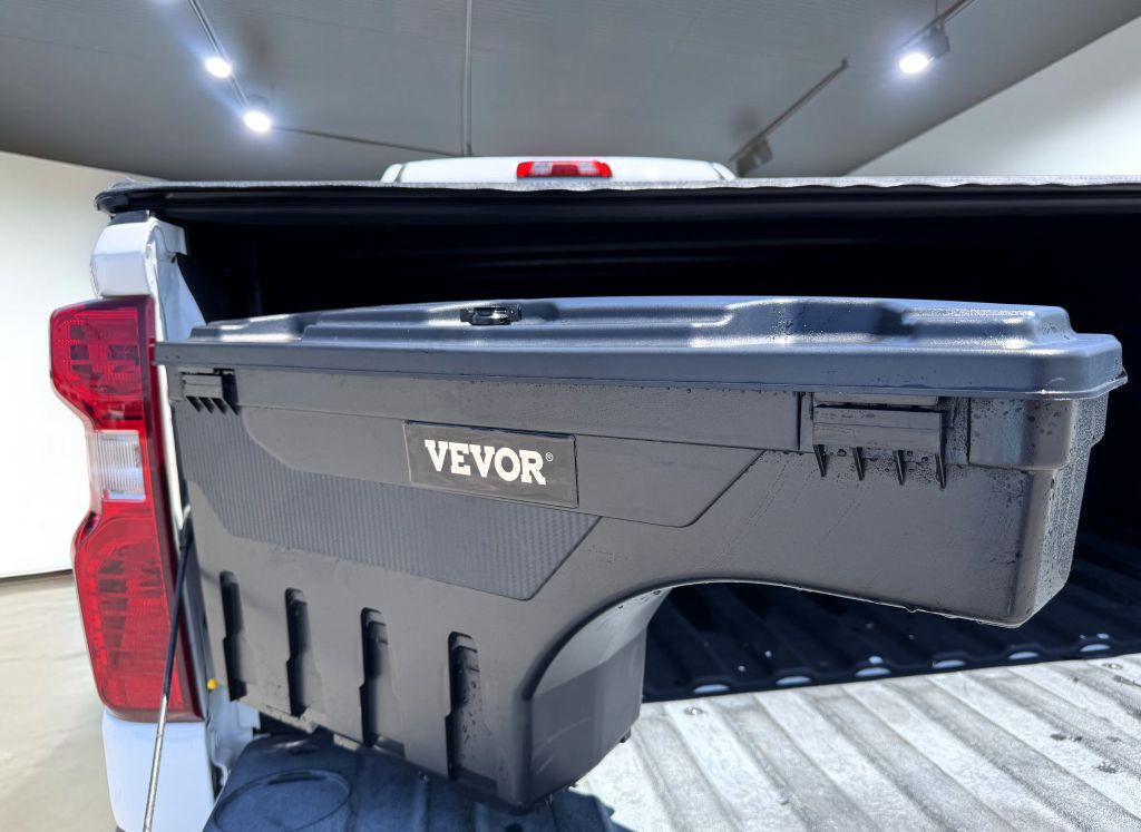 2019 Chevrolet Silverado 1500 Image 11