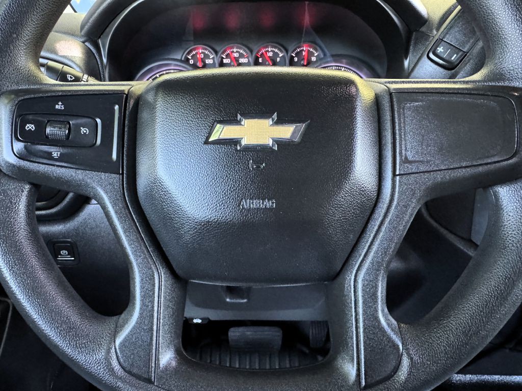 2019 Chevrolet Silverado 1500 Image 17