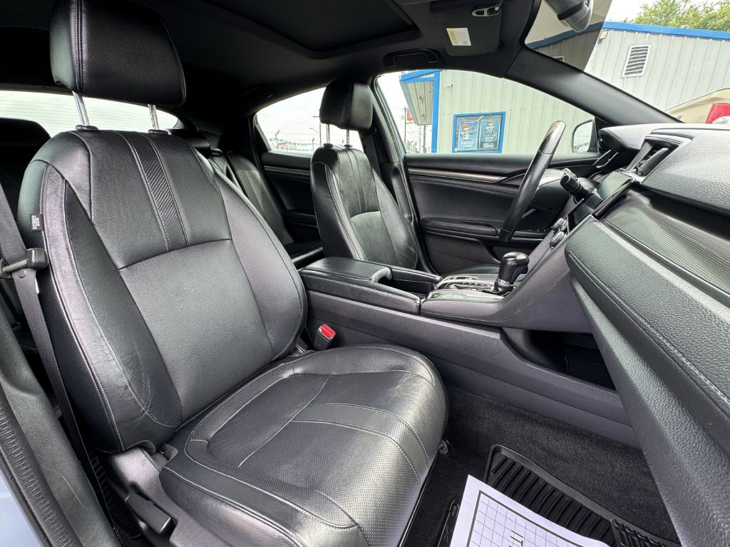 2017 Honda Civic Image 13