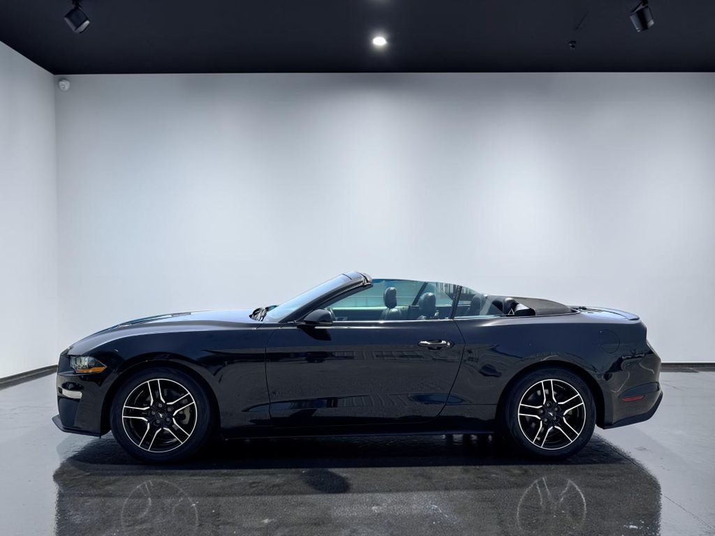 2020 Ford Mustang Image 6