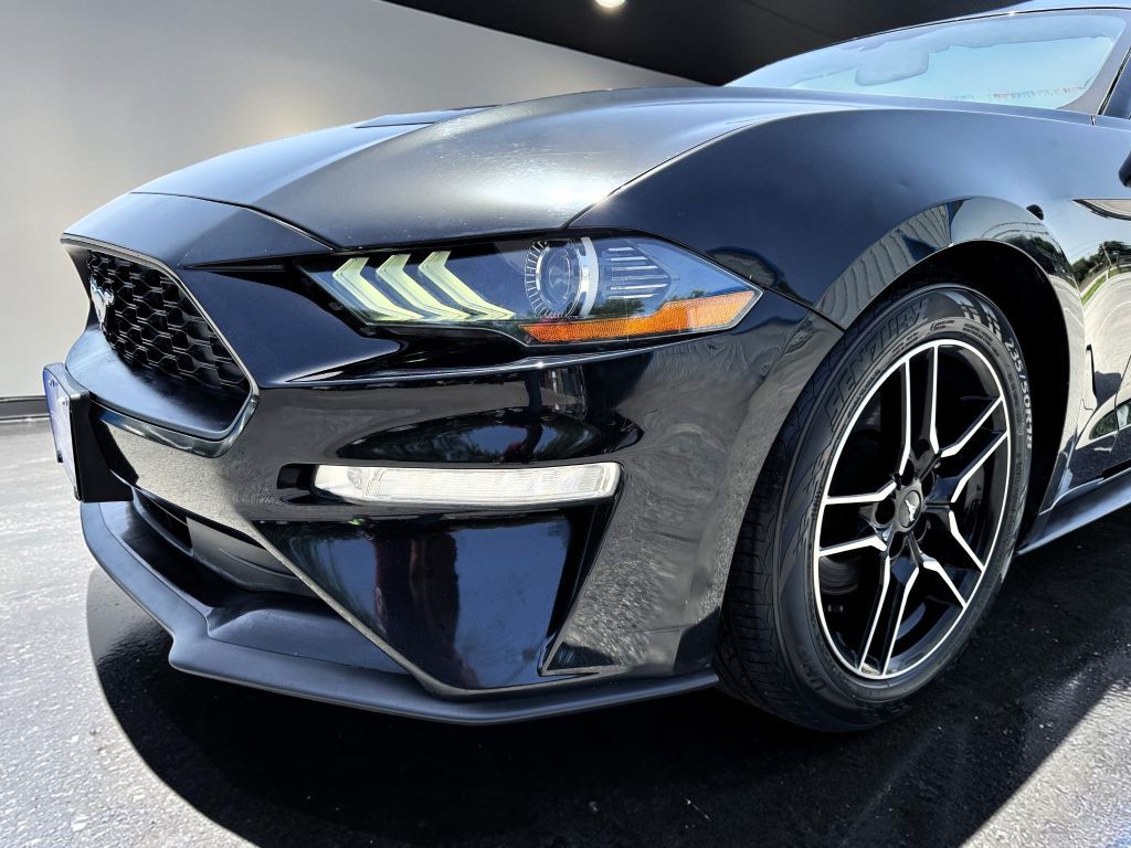 2020 Ford Mustang Image 9