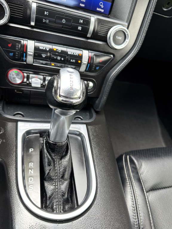 2020 Ford Mustang Image 22