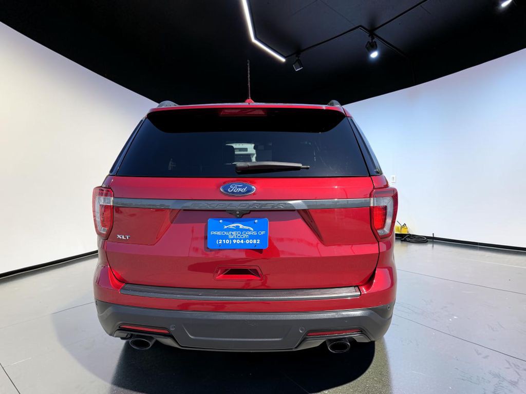 2019 Ford Explorer Image 4