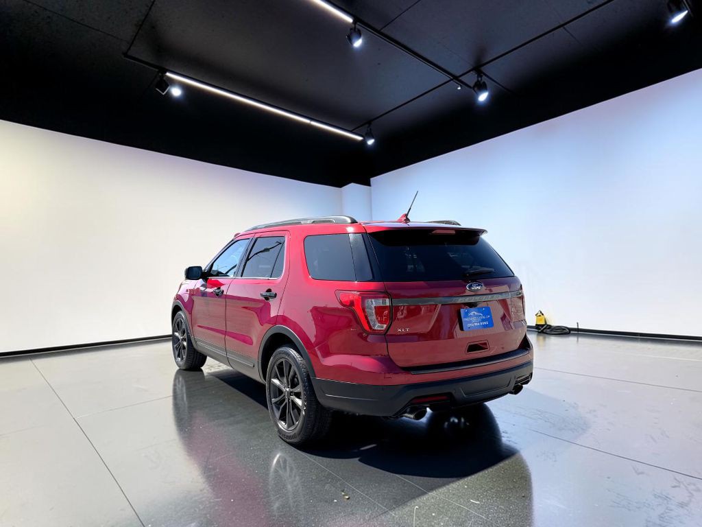2019 Ford Explorer Image 5
