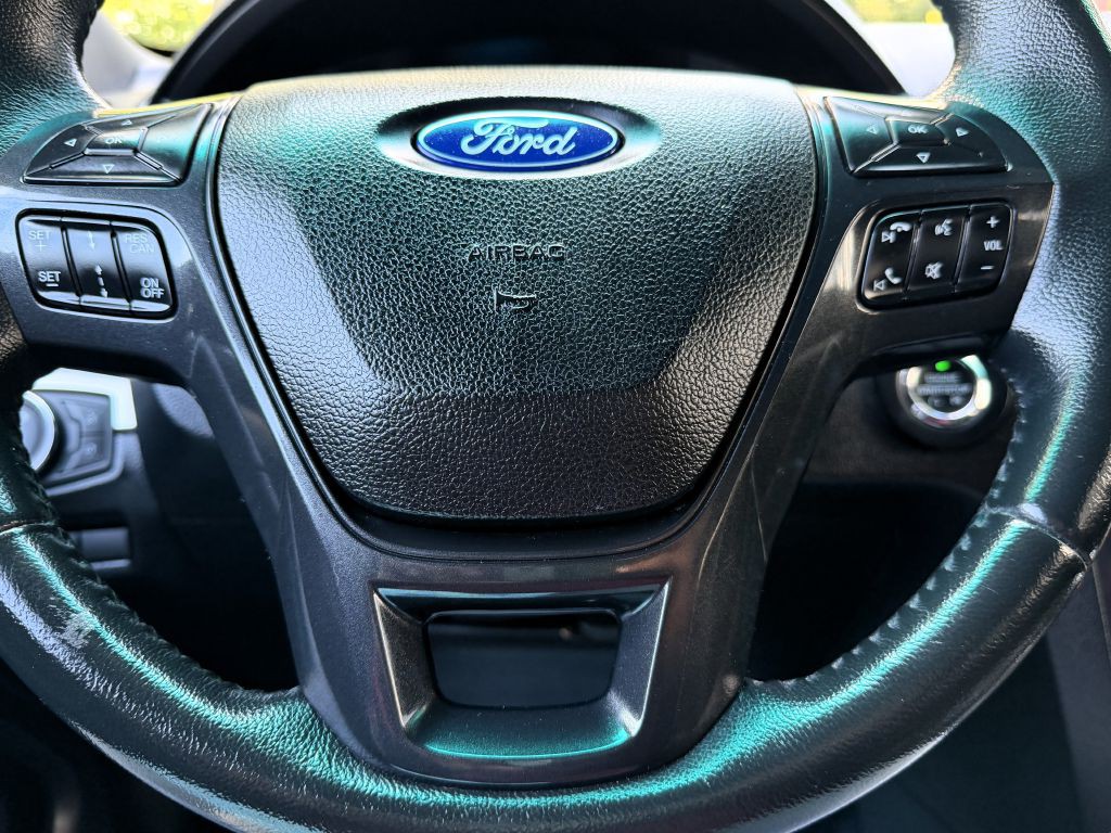 2019 Ford Explorer Image 23
