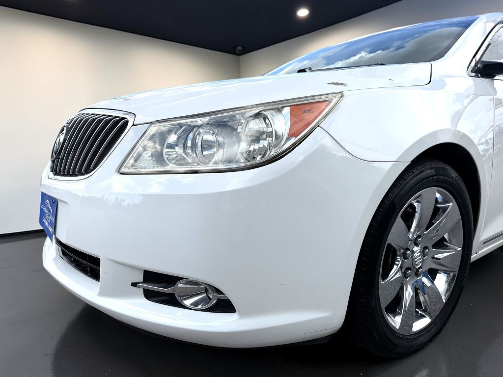 2013 Buick Lacrosse Image 9