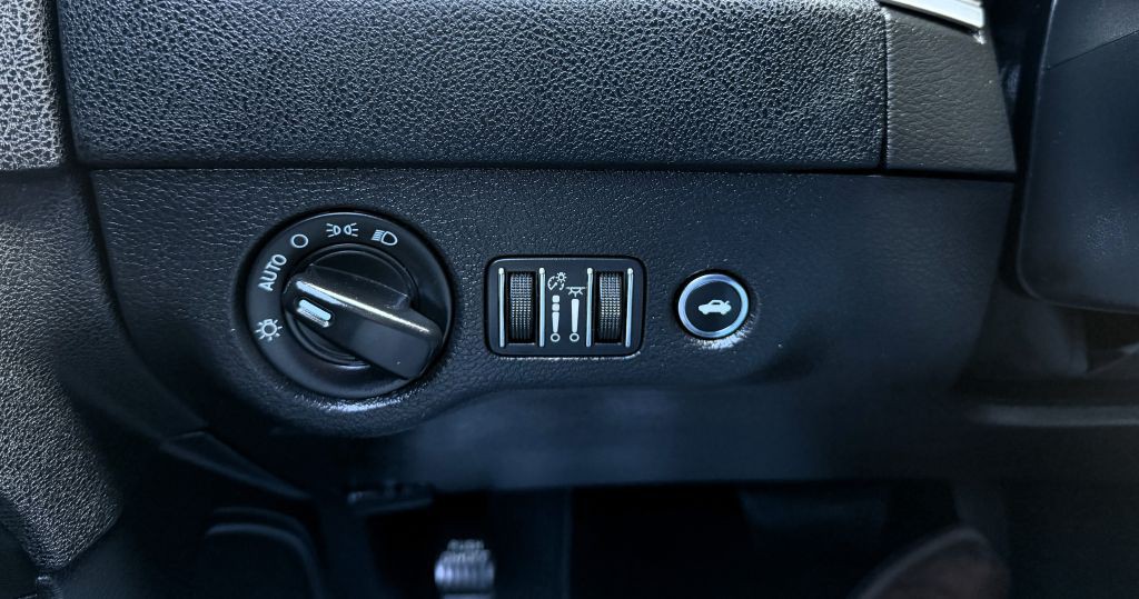 2019 Dodge Charger Image 18