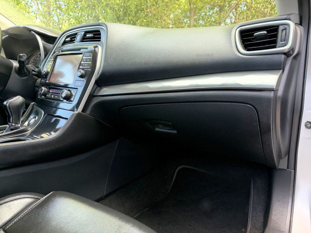 2021 Nissan Maxima Image 15