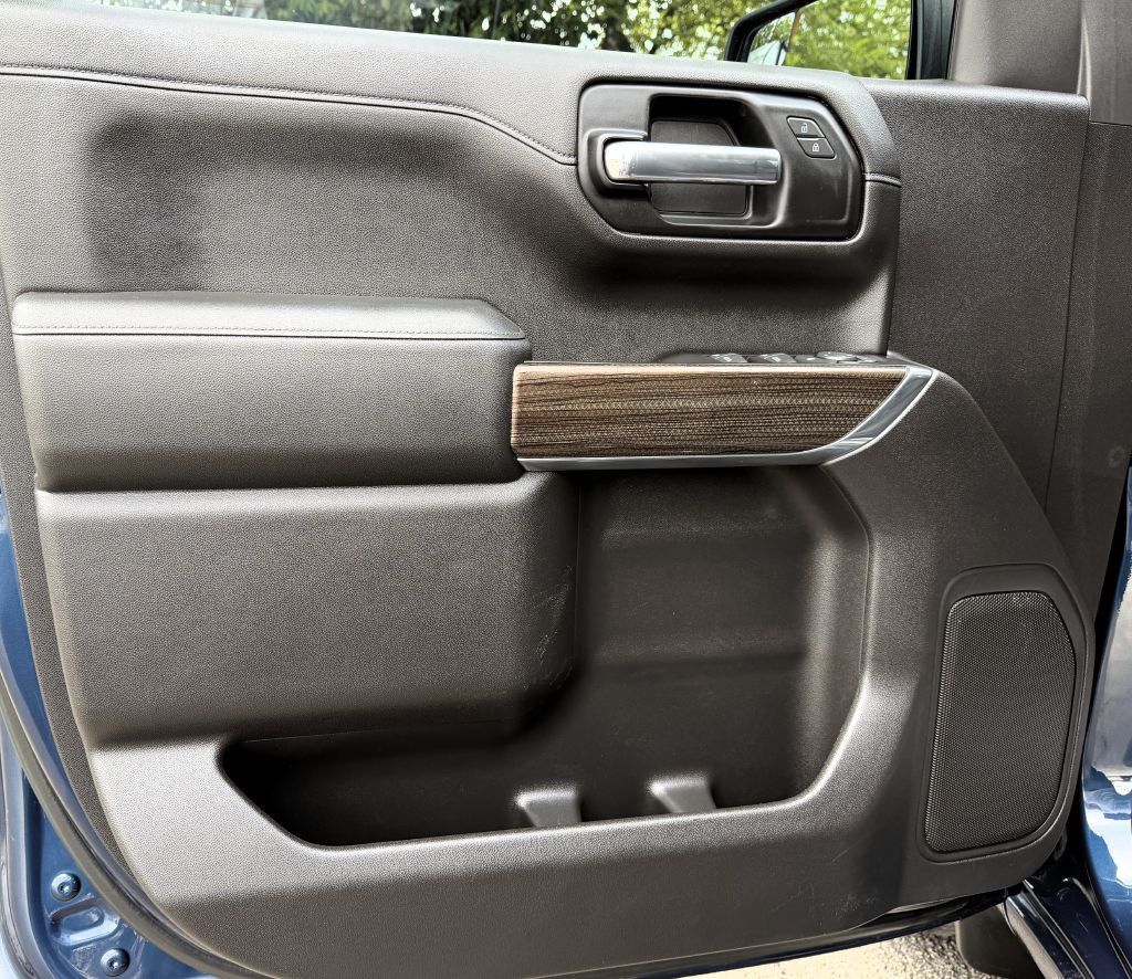 2019 Chevrolet Silverado 1500 Image 12