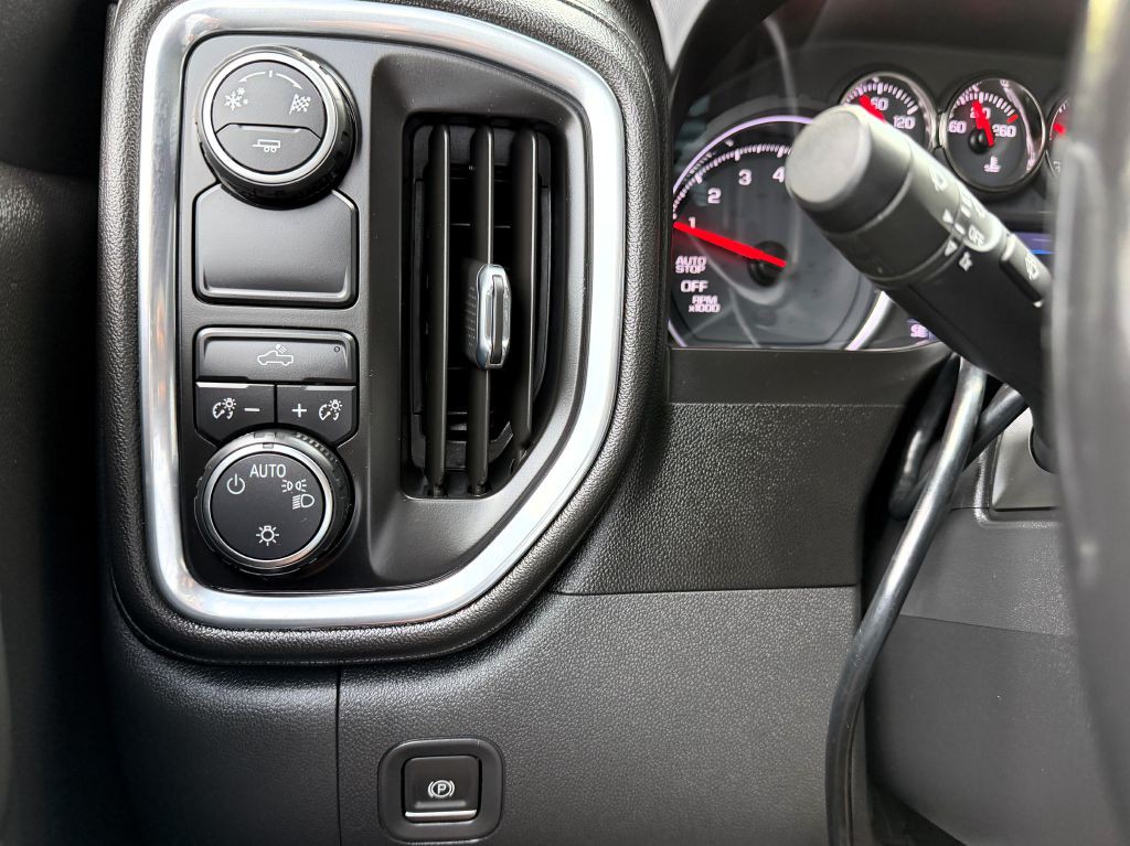 2019 Chevrolet Silverado 1500 Image 18