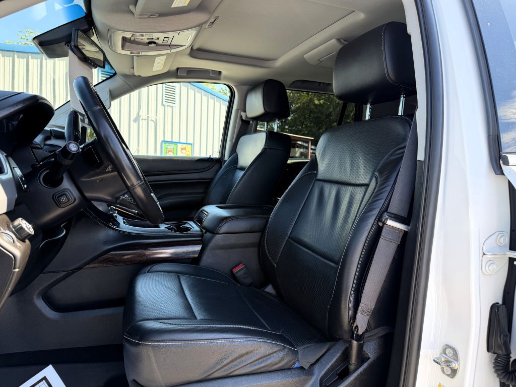 2017 GMC Yukon Image 10