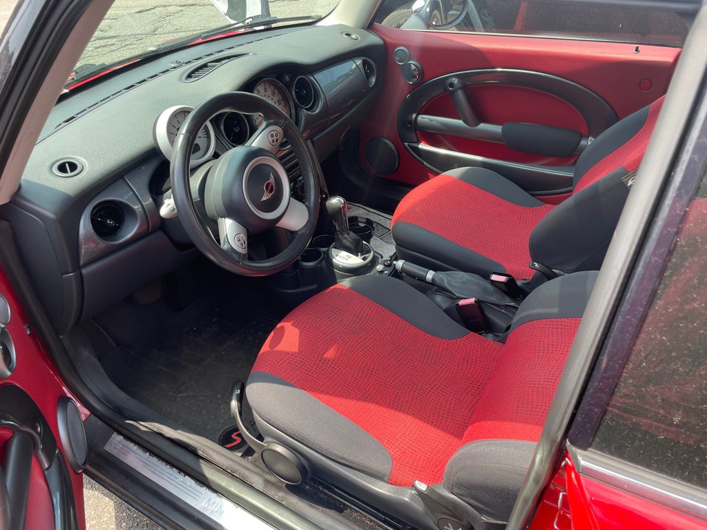 2004 MINI Cooper Image 3