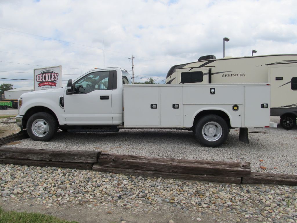 2018 Ford F-350 Image 1
