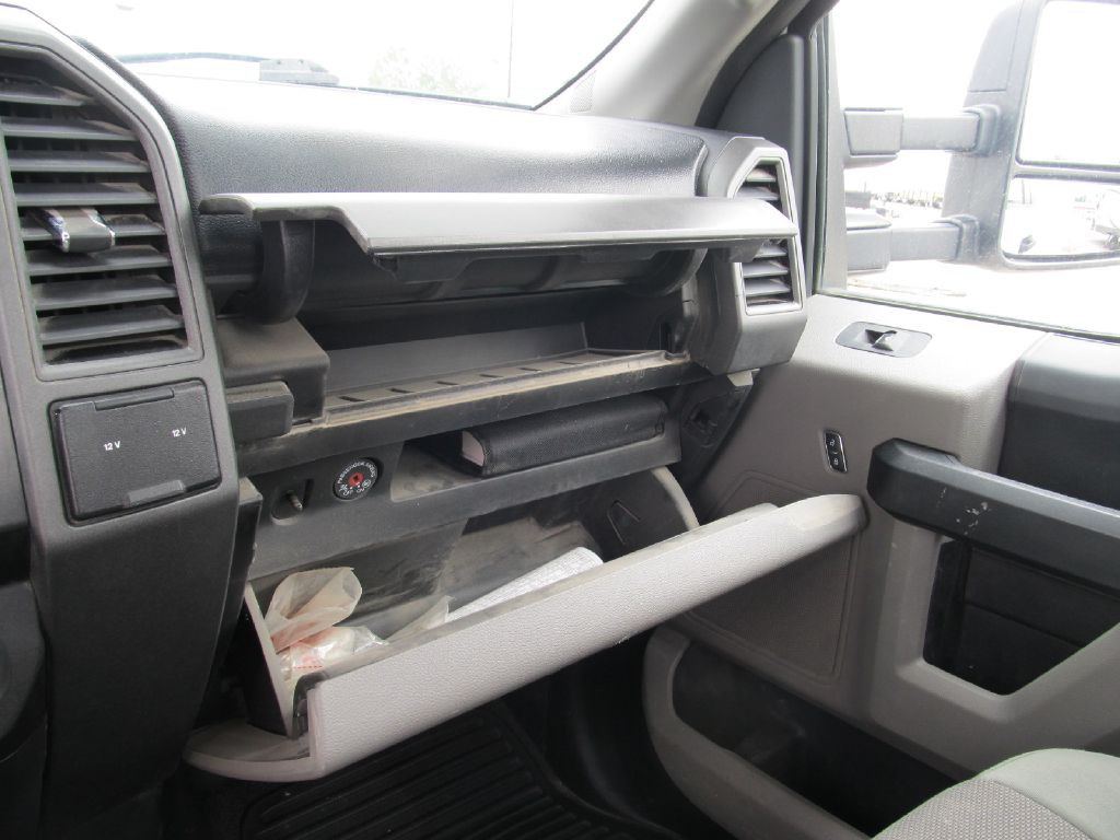 2018 Ford F-350 Image 18