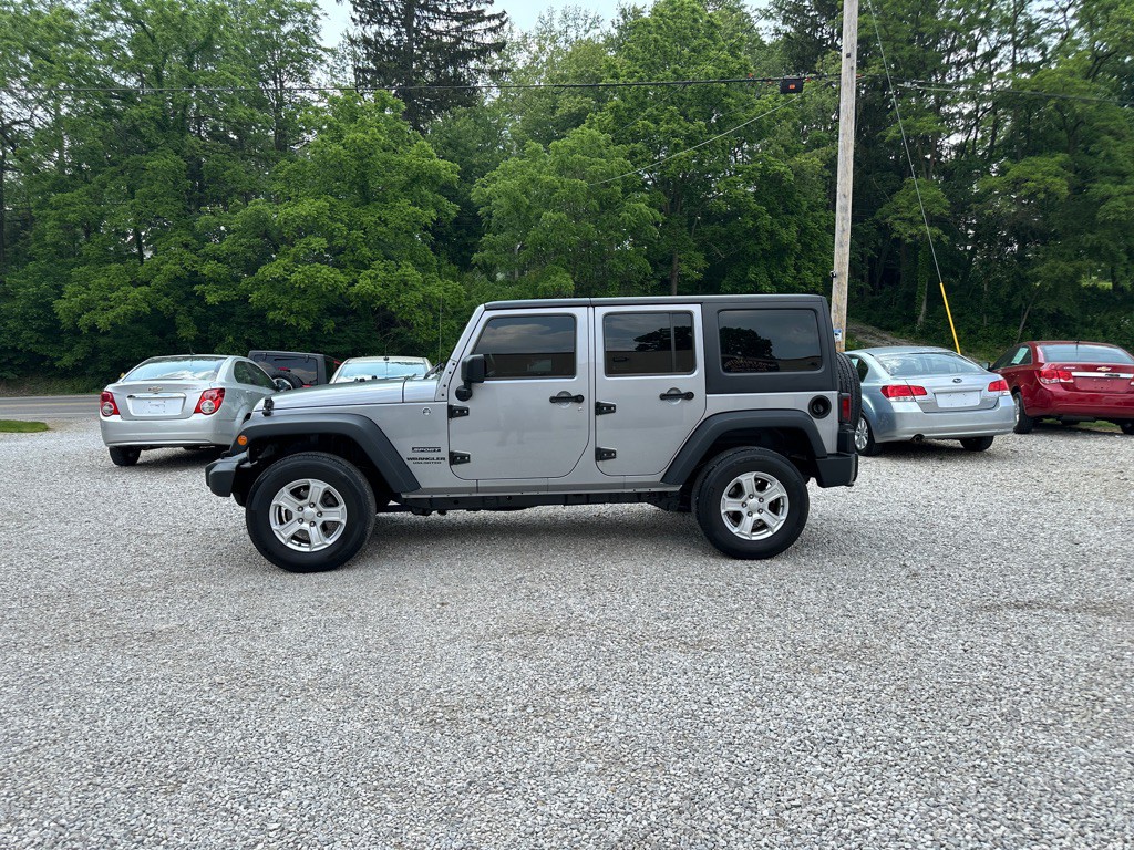 2013 Jeep Wrangler Unlimited Image 4