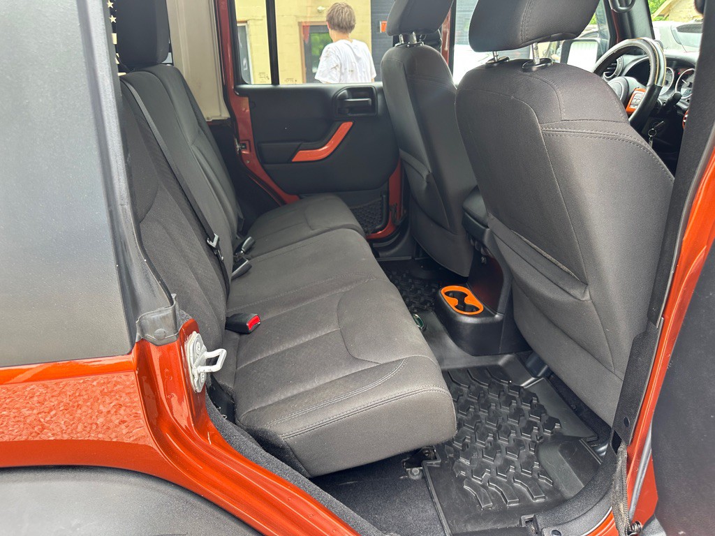 2014 Jeep Wrangler Unlimited Image 13