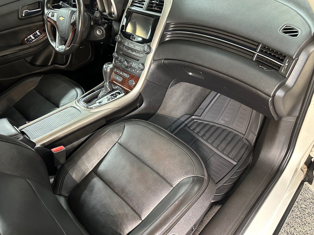 2013 Chevrolet Malibu Image 13