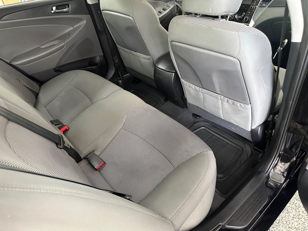 2013 Hyundai Sonata Image 12